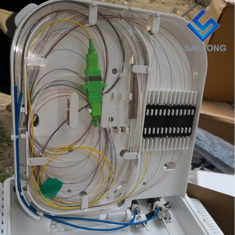 Cixi tillverkad 16 kärnor termineringsbox sc/upc FTTH 16 kärna distributionsbox Vattentät gummi kabelgenomföring Gpon onu Fiber Junction Box